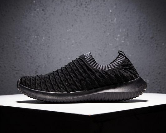 Los Hombres Y Las Mujeres Los Zapatos Corrientes De Los Deportes De La Moda - MXbueno