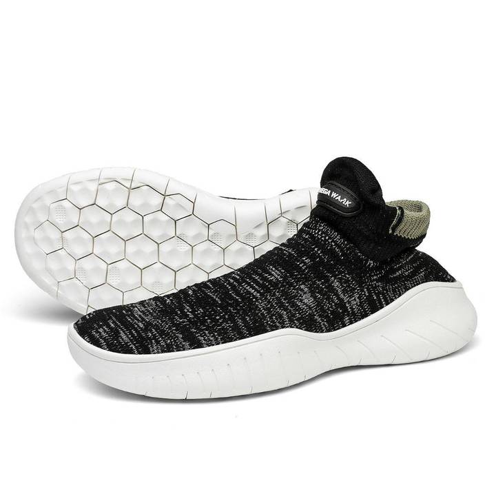 Calcetines Que Vuelan Los Calzados Informales Ligeros Del Punto Zapatos Netos Ligeros Cómodos