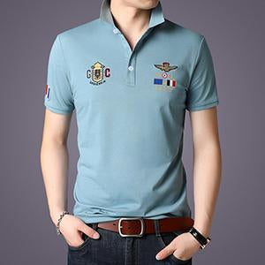 Cómodo polo de manga corta bordado transpirable