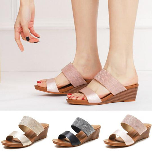 Sandalia De Cuña Brillante Simple