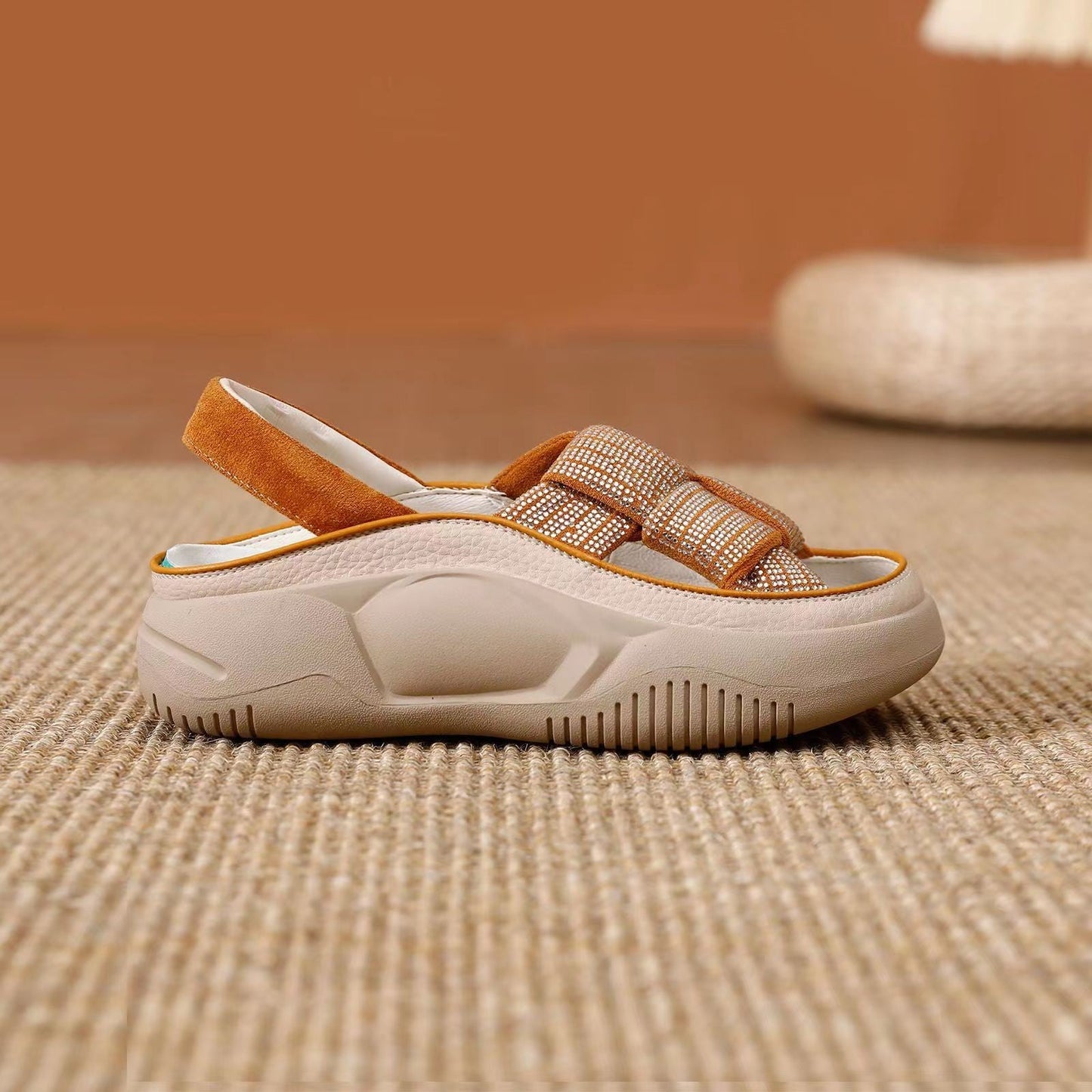 Cruzado De Suela Gruesa Con Sandalias Romanas Sencillas Y Cómodas Con Viento