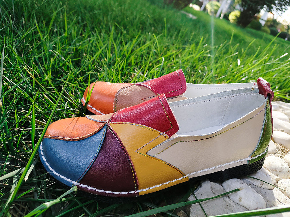 Zapatos planos femeninos de cuero hechos a mano coloridos