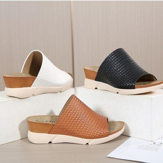 Chanclas Informales Con Plataforma Antideslizante