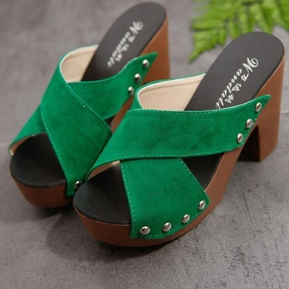 Tacones altos de cuña gruesa Correas ásperas con sandalias de gamuza