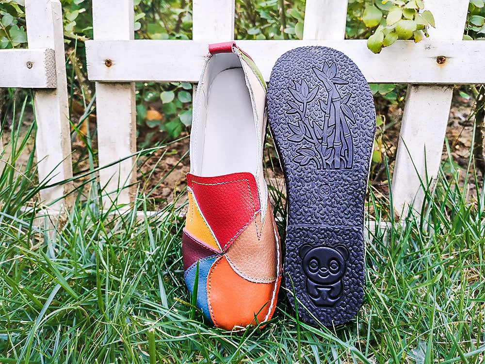 Zapatos planos femeninos de cuero hechos a mano coloridos