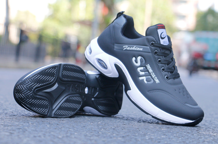 Zapatos deportivos con última moda para hombre