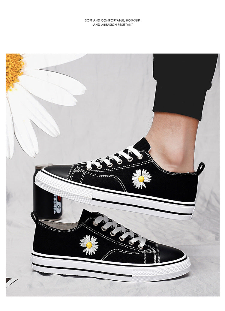 Los zapatos de lona para hombre y mujer primavera y verano pequeños bordados margarita