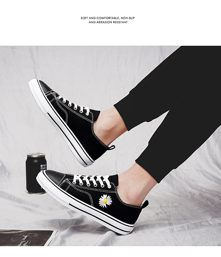 Los zapatos de lona para hombre y mujer primavera y verano pequeños bordados margarita