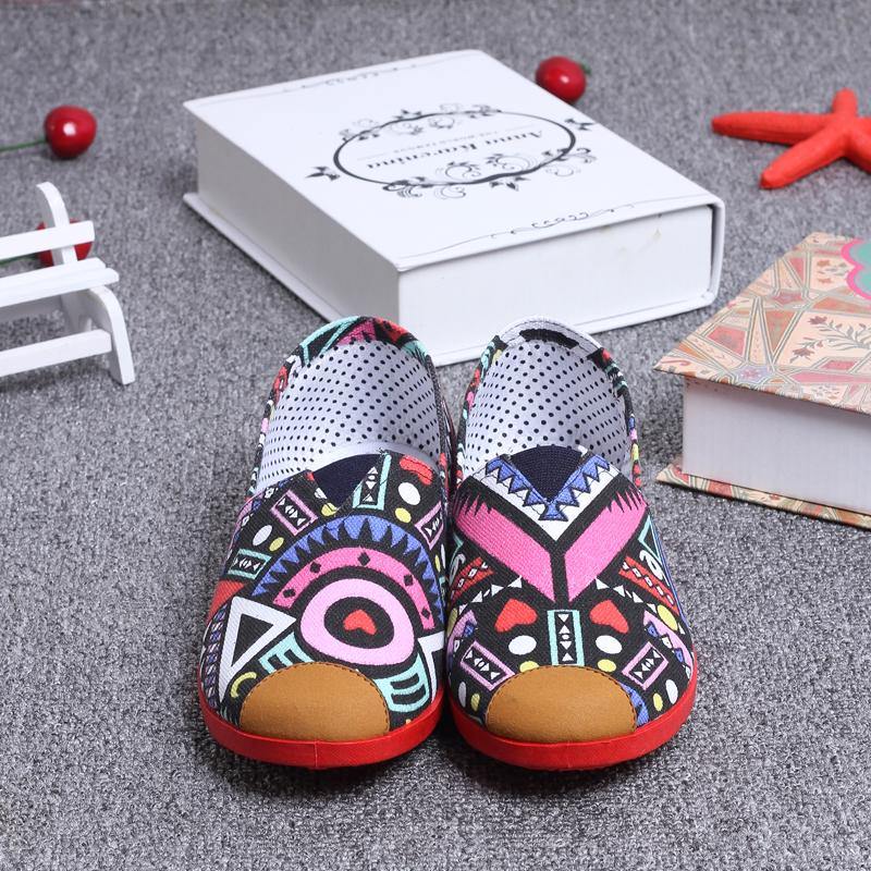 Las zapatillas de lona casual con dibujos - MXbueno