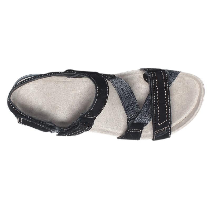 Nuevas sandalias de mujer