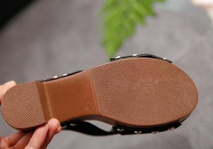 Tacones altos de cuña gruesa Correas ásperas con sandalias de gamuza