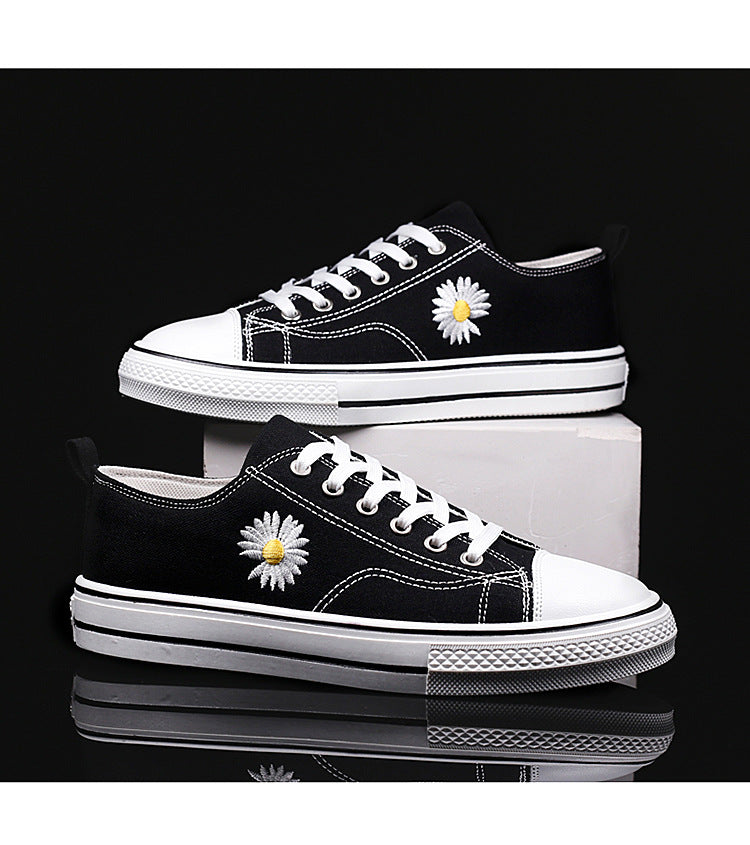 Los zapatos de lona para hombre y mujer primavera y verano pequeños bordados margarita