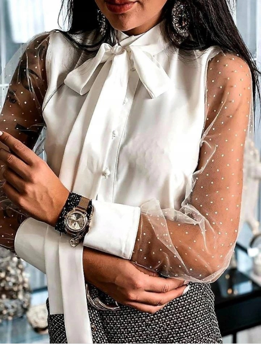 Camisa de malla semi transparente con lunares