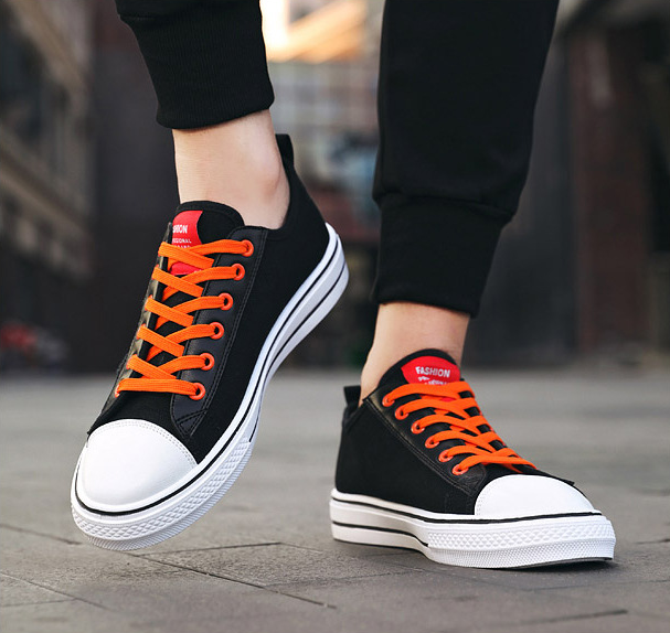 Zapatos de lonas rotas para hombre y mujer