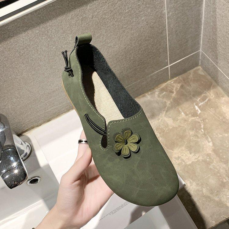 Zapatos planos artesanales punta redonda pétalo