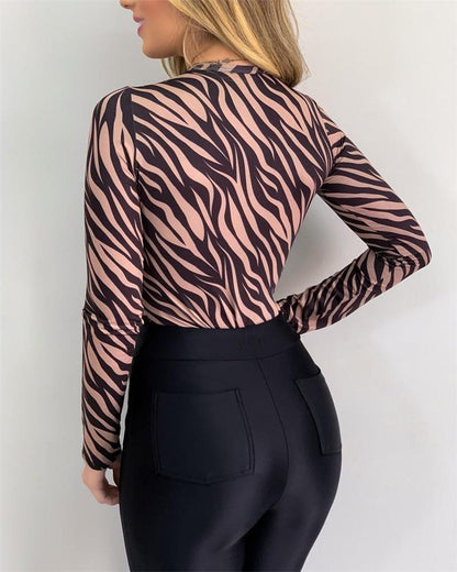 Top Delgado De Una Pieza De Una Pieza Con Estampado Animal Y Cuello En V