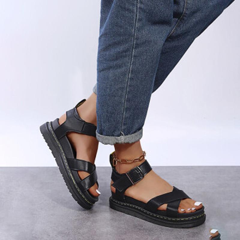 Sandalias Romanas Con Hebilla Y Plataforma De Verano