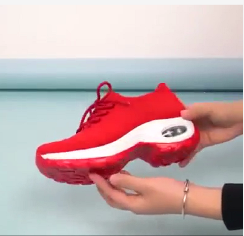 Zapatillas cómodas para mujer con cordones