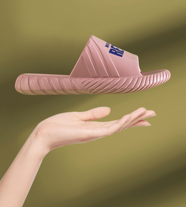 Zapatillas de baño cómodas y ligeras antideslizantes para el hogar para mujer