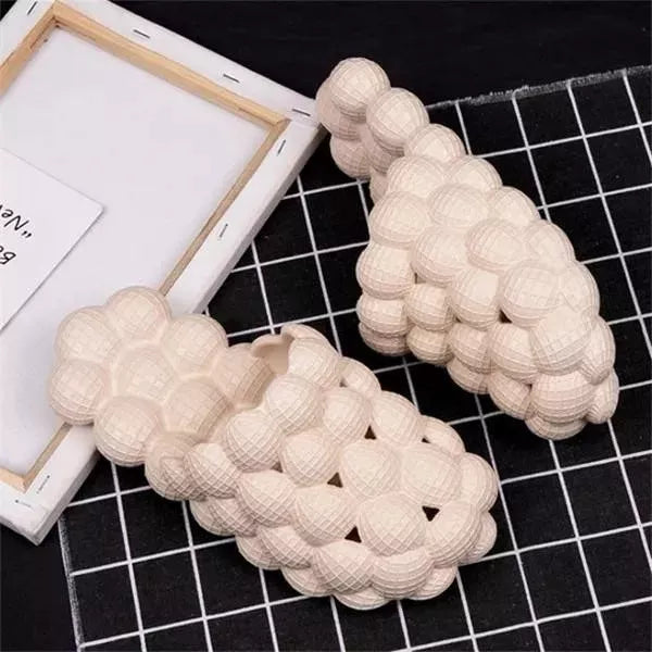 Sandalias Y Pantuflas De Burbujas Con Estilo