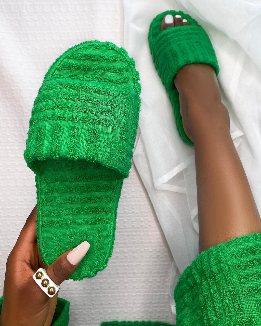 Pantuflas De Piel Cálida Con Suela Gruesa