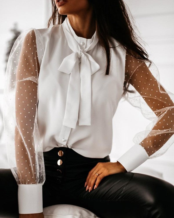 Camisa de malla semi transparente con lunares