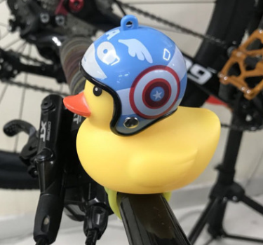 Casco Pato Bicicleta Cuerno Luz