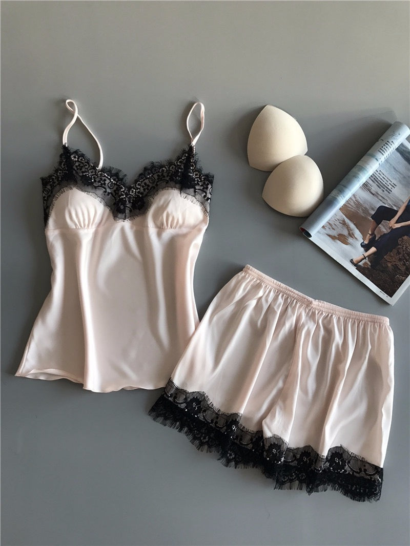 JUEGO CAMI SATIN EYELASH LACE