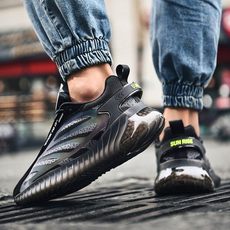 Awakening of Insects Un Calzado Deportivo