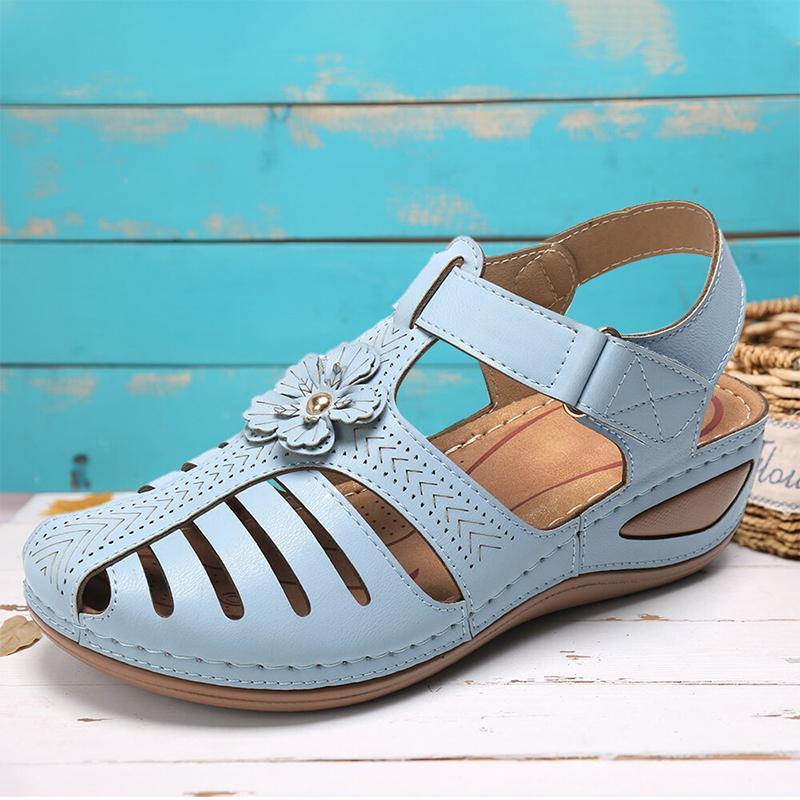 Sandalias Cómodas Con Chanclas Bordadas