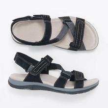 Nuevas sandalias de mujer