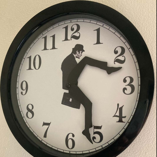🎃Reloj De Pared Silly Walk De Preventa De Halloween