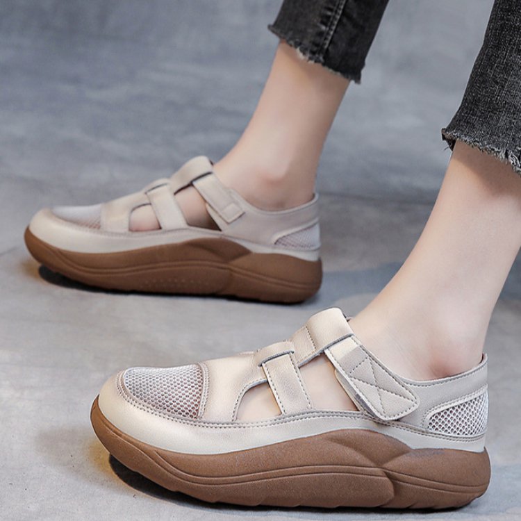 Zapatos Ventilados Con Suela Gruesa Y Superficie De Red Son Cómodos.