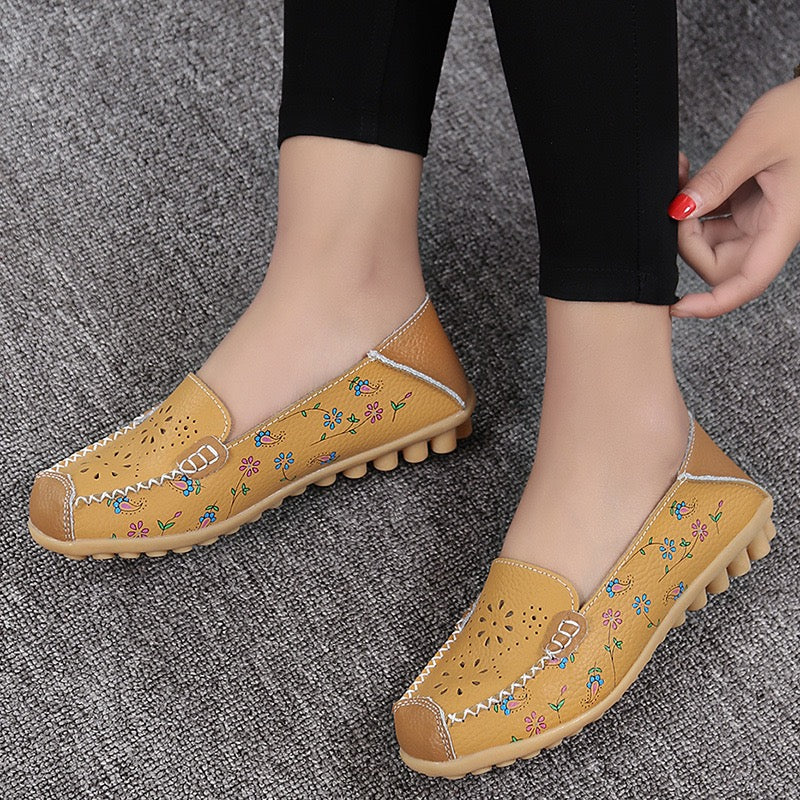 Impresión de gran tamaño Hollow Out Transpirable Color Match Slip casual en zapatos planos