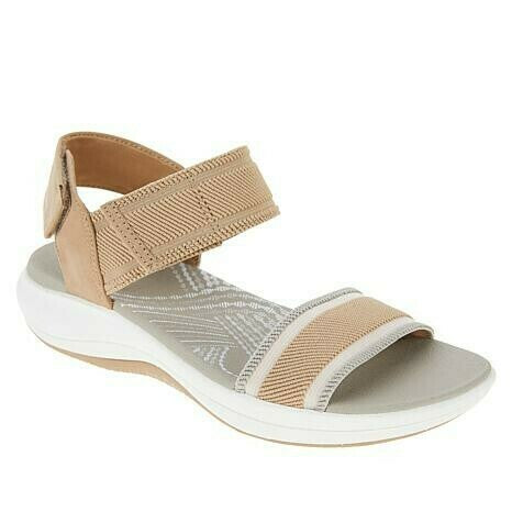 Sandalias deportivas con suela multicapa