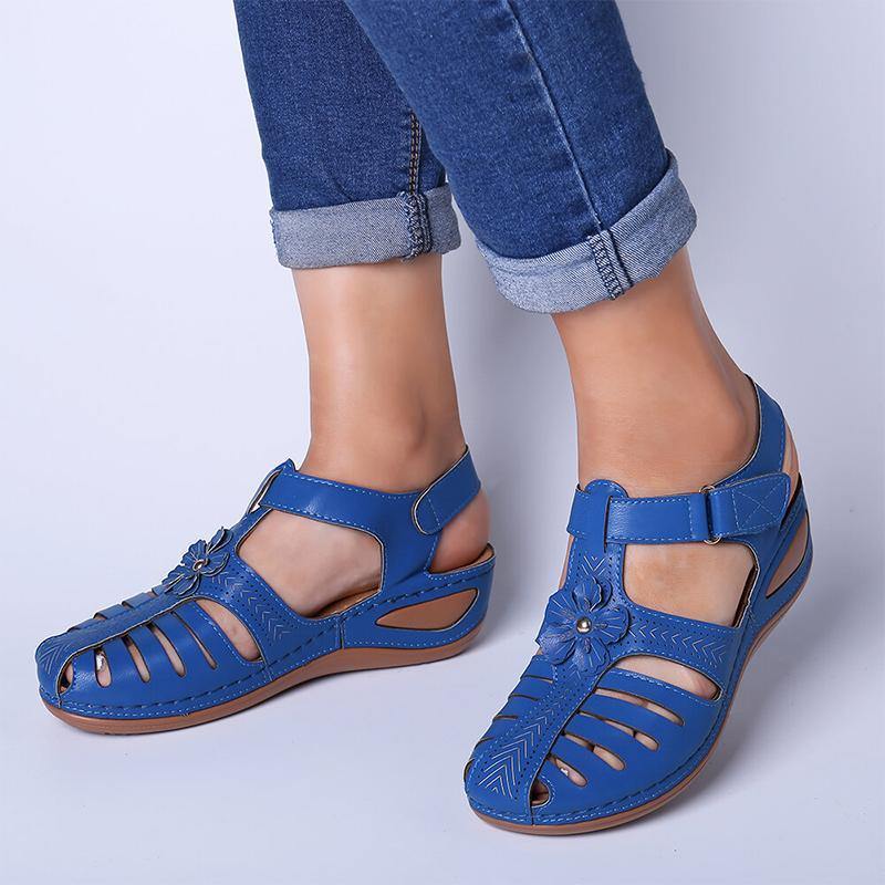 Sandalias Cómodas Con Chanclas Bordadas