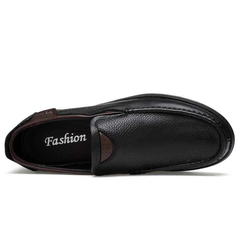 Zapatos casuales blandos de cuero vacuno slip on de talla grande para hombres