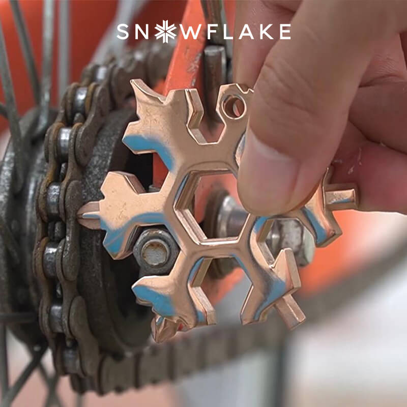 Snowflake - Multiherramienta Portátil De Acero Inoxidable 18 En 1 Para Aventuras Al Aire Libre